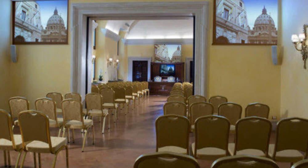 Palazzo Cardinal Cesi Hotel Roma Ngoại thất bức ảnh