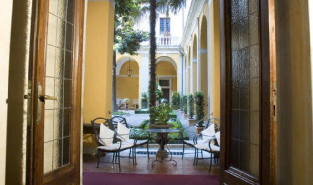 Palazzo Cardinal Cesi Hotel Roma Ngoại thất bức ảnh