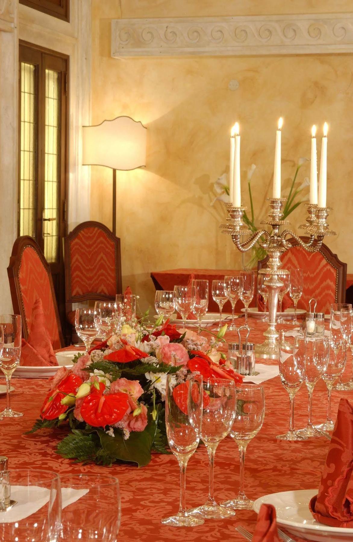 Palazzo Cardinal Cesi Hotel Roma Ngoại thất bức ảnh